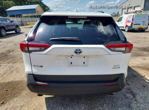 4T3RWRFV1NU082420 2022 TOYOTA RAV4 White 