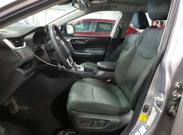 4T3RWRFV3NU068275 2022 TOYOTA RAV4 Silver წინა სალონის ხედი