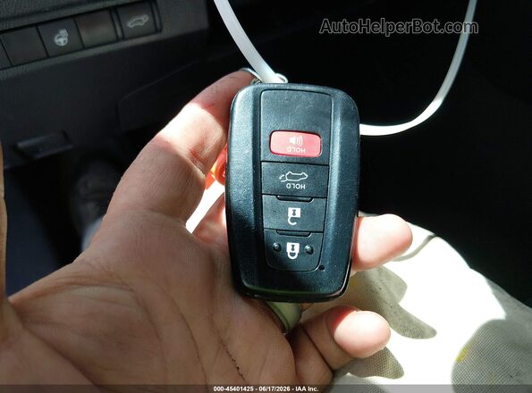 4T3RWRFV5PU100369 2023 TOYOTA RAV4 HYBRID Красный Вид панели приборов