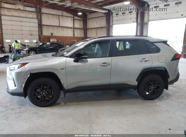 4T3RWRFV5RU112668 2024 TOYOTA RAV4 HYBRID Silver Widok wnętrza 360 stopni