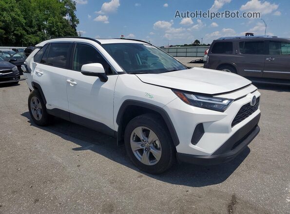 4T3RWRFV6RU115336 2024 TOYOTA RAV4 White Передня права чверть
