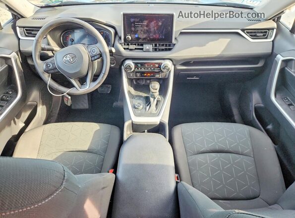 4T3RWRFV7RU117032 2024 TOYOTA RAV4 Gray 