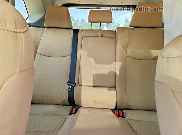 4T3RWRFV9RU135449 2024 TOYOTA RAV4 Белый Вид задних сидений