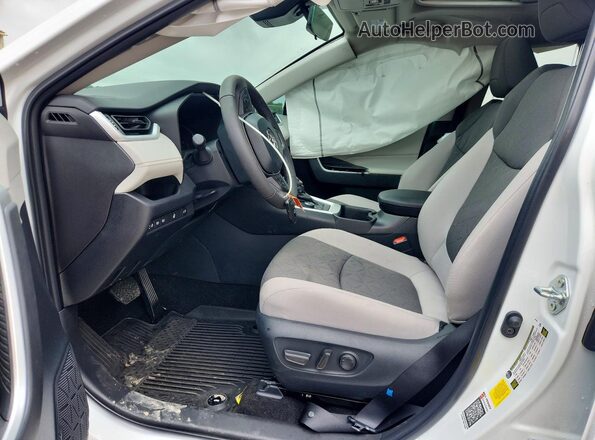 4T3RWRFV9SU210964 2025 TOYOTA RAV4 White Front interior view