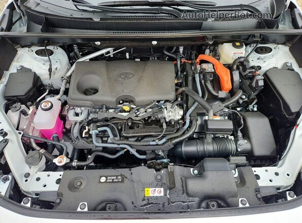 4T3RWRFV9SU210964 2025 TOYOTA RAV4 White Engine compartment view
