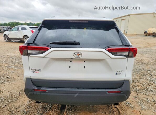 4T3RWRFV9SU210964 2025 TOYOTA RAV4 White Rear view