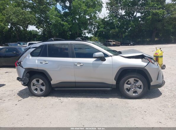4T3RWRFVXNU050355 2022 TOYOTA RAV4 HYBRID Silver Vista interior trasera