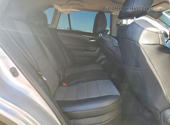 4T3RWRFVXSU189574 2025 TOYOTA RAV4 Silver 
