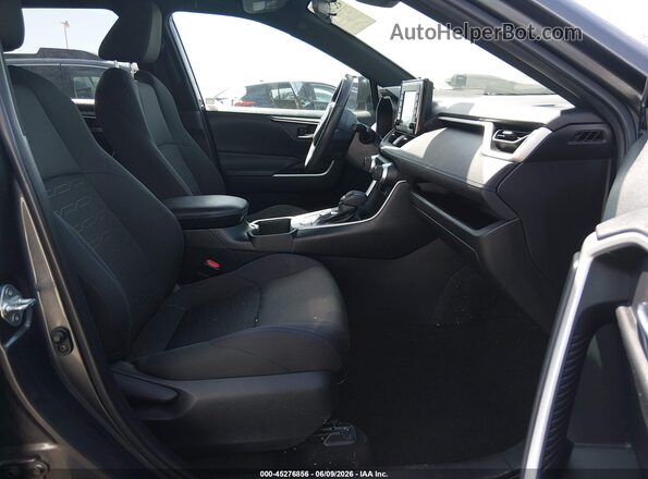 4T3T6RFV2NU067236 2022 TOYOTA RAV4 HYBRID Gray Front interior view
