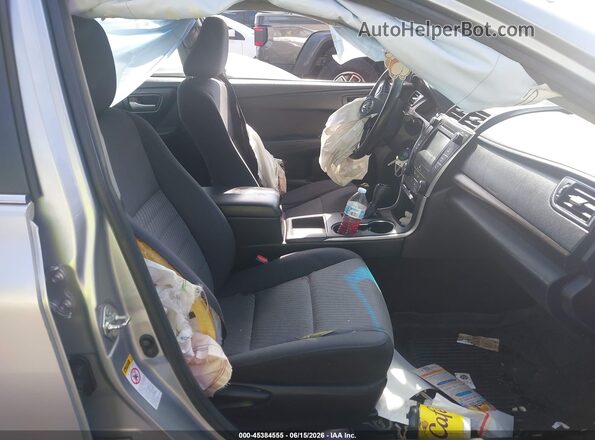 4T4BF1FK0GR529880 2016 TOYOTA CAMRY Silver Front interior view