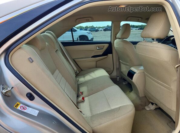 4T4BF1FK0GR545559 2016 TOYOTA CAMRY Gold Vista de los asientos traseros