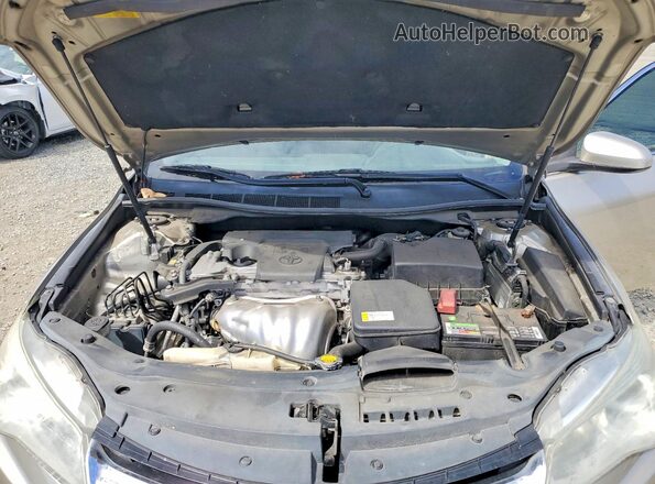 4T4BF1FK5GR517613 2016 TOYOTA CAMRY Бежевый Вид задней части салона