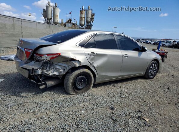 4T4BF1FK5GR517613 2016 TOYOTA CAMRY Бежевый Задняя правая четверть