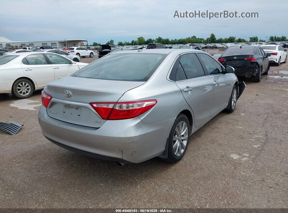 4T4BF1FK5GR559537 2016 TOYOTA CAMRY Silver Հետևի աջ