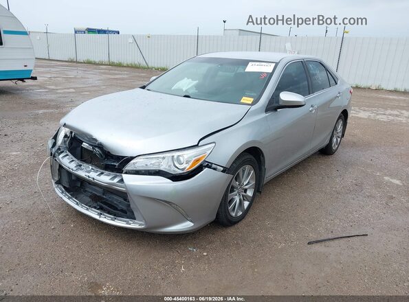 4T4BF1FK5GR559537 2016 TOYOTA CAMRY Silver Առջևի ձախ երեք քառորդ տեսարան