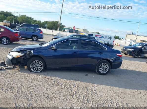 4T4BF1FK5GR571235 2016 TOYOTA CAMRY Navy Vista interior de 360 grados