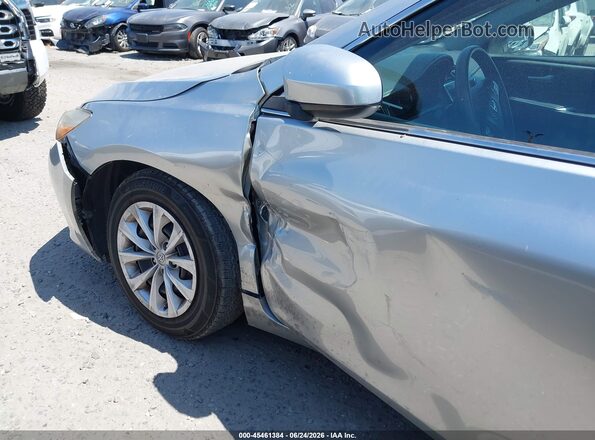 4T4BF1FK7GR570118 2016 TOYOTA CAMRY Silver Դիմացի տեսք
