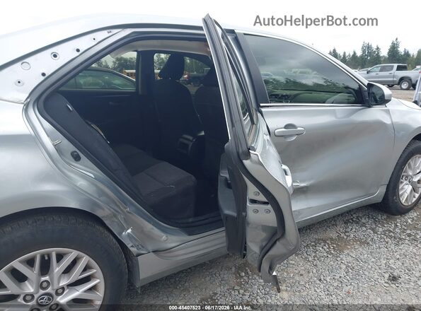 4T4BF1FK7GR576839 2016 TOYOTA CAMRY Silver VIN კოდის სტიკერის ხედი