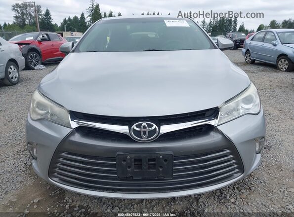 4T4BF1FK7GR576839 2016 TOYOTA CAMRY Silver ხელსაწყოთა პანელის ხედი