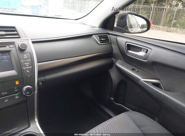 4T4BF1FK7GR576839 2016 TOYOTA CAMRY Silver 