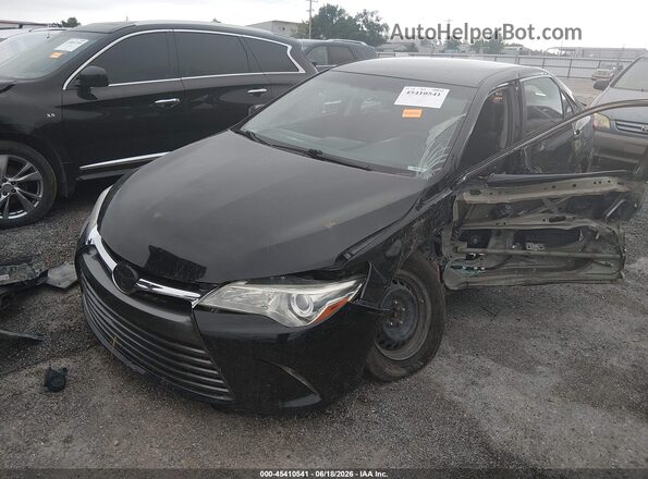4T4BF1FK8GR526371 2016 TOYOTA CAMRY Black Przód lewy