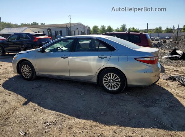 4T4BF1FK8GR562416 2016 TOYOTA CAMRY Silver Trasero izquierdo