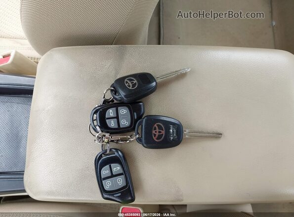 4T4BF1FK9GR542322 2016 TOYOTA CAMRY Blue წინა პანელის ხედი