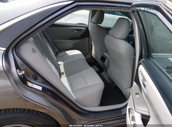 4T4BF1FKXGR523228 2016 TOYOTA CAMRY Серый Вид наклейки с VIN-кодом