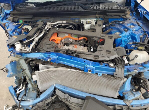 4W5XHPRL9RZ500537 2024 ACURA ZDX Blue Vista del compartimento del motor
