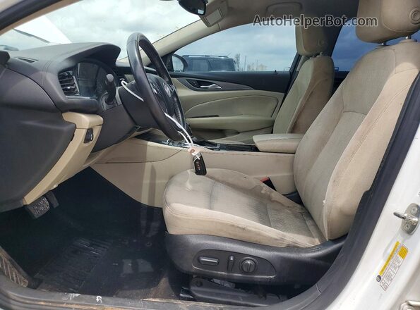 W04GL6SX9K1038806 2019 BUICK REGAL White წინა პანელის ხედი