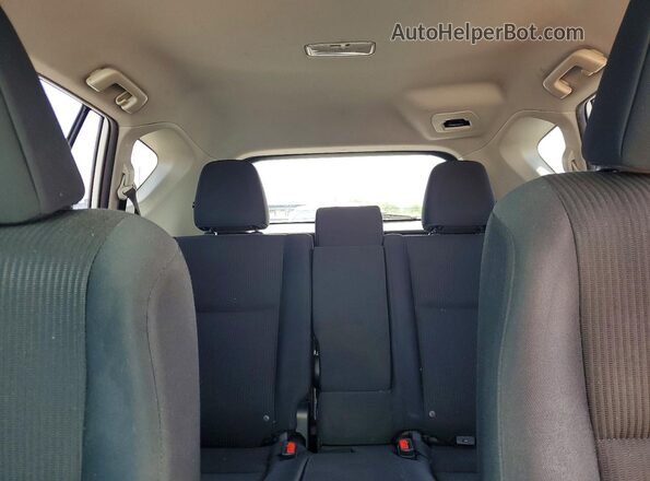 JTMZFREV5GJ080222 2016 TOYOTA RAV4 White Rear interior view