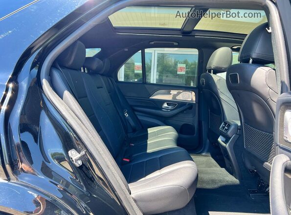4JGFB4KB8LA058913 2020 MERCEDES-BENZ GLE Black Rear view