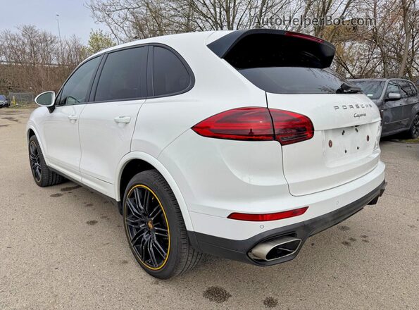 WP1AA2A21JKA02261 2018 PORSCHE CAYENNE White Передня права чверть
