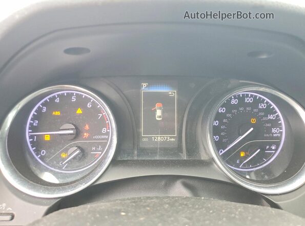 4T1B11HK0KU240156 2019 TOYOTA CAMRY Серебряный 