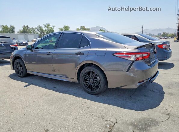4T1B11HK8JU114612 2018 TOYOTA CAMRY Gray 