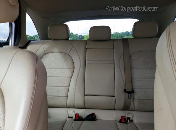 WDC0G4JB3GF109394 2016 MERCEDES-BENZ GLC-CLASS Red Вид задньої частини салону
