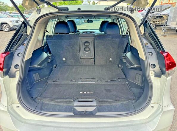 KNMAT2MV1HP566166 2017 NISSAN ROGUE Белый 