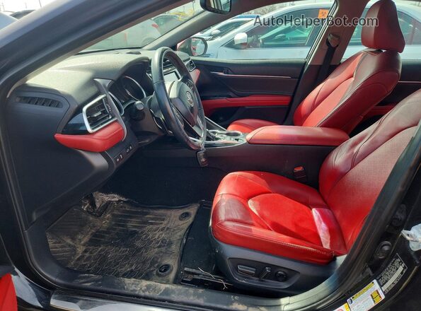 4T1B61HK2JU109942 2018 TOYOTA CAMRY Black 