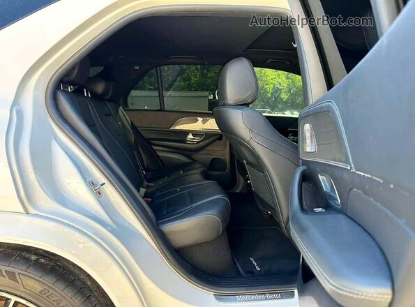 4JGFB4JB2NA631700 2022 MERCEDES-BENZ GLE White Առջևի վահանակի տեսք