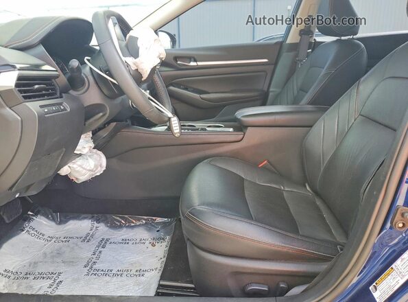 1N4BL4CV6RN316524 2024 NISSAN ALTIMA Blue Dashboard view