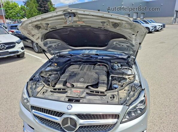 WDDLJ6HB2GA166954 2016 MERCEDES-BENZ CLS-CLASS Silver Dashboard view