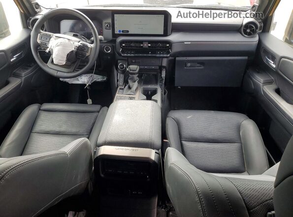 JTEABFAJ5SK047648 2025 TOYOTA LAND Золотой Вид щитка приборов