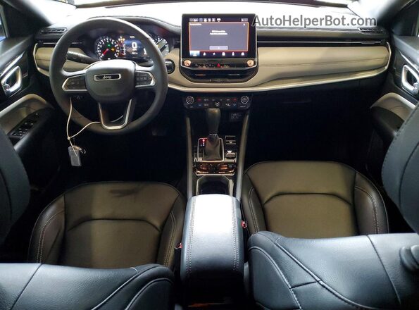 3C4NJDCN7TT186824 2026 JEEP COMPASS Gray Instrument cluster view