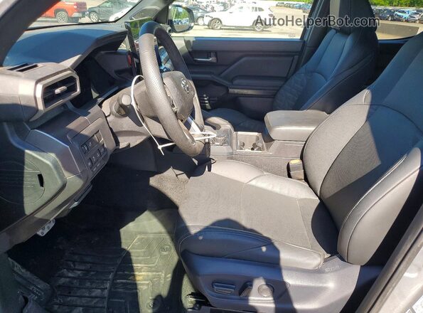3TMLB5JN1SM092394 2025 TOYOTA TACOMA Silver 