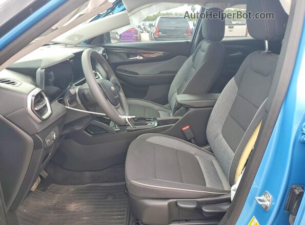 KL79MMSL5TB011477 2026 CHEVROLET TRAILBLAZER Blue წინა პანელის ხედი