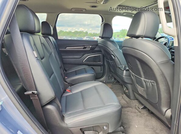 5XYP64GC9SG699114 2025 KIA TELLURIDE Silver 