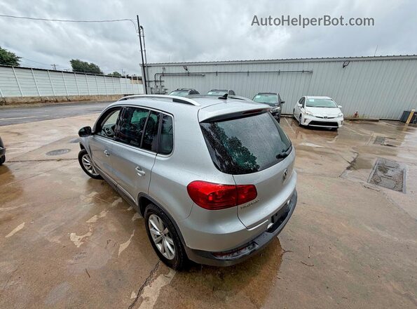 WVGRV7AX3HW506147 2017 VOLKSWAGEN TIGUAN Silver 