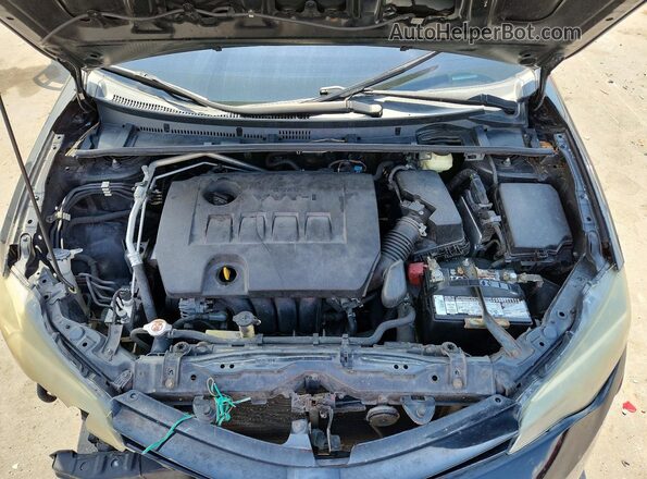 5YFBURHE3JP802048 2018 TOYOTA COROLLA Black Вид підкапотного простору