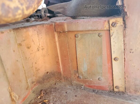 63245900 1963 JEEP WRANGLER Пожар Вид наклейки с VIN-кодом