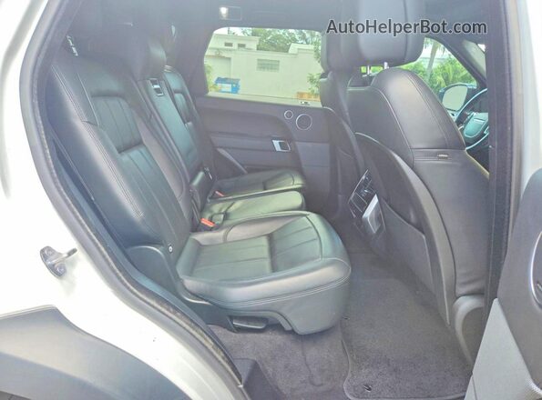 SALWR2SE6NA241849 2022 LAND ROVER RANGE White Вид салону спереду